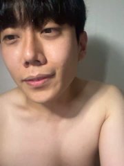 min9811 live cam screenshot male from South Korea on WhoSpy.me — Watch Live Cams Now — screenshot #1