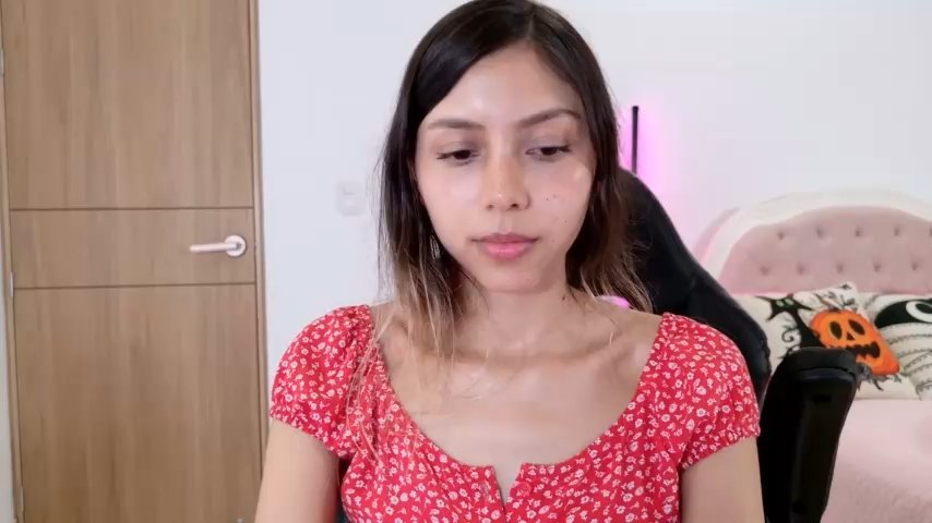 MissBecka_ — live cam screenshot • WhoSpy.me — Watch Live Cams Now — #3 MissBecka_ live cam screenshot female on WhoSpy.me — Watch Live Cams Now — screenshot #3