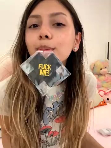 MissBecka_ — live cam screenshot • WhoSpy.me — Watch Live Cams Now — #2 MissBecka_ live cam screenshot female on WhoSpy.me — Watch Live Cams Now — screenshot #2