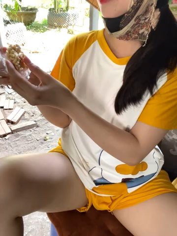 Serena_lovely24 live cam screenshot females from Vietnam on WhoSpy.me — Watch Live Cams Now — screenshot #1