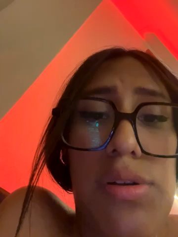 AleFantasy000001Peru live cam screenshot female from Peru on WhoSpy.me — Watch Live Cams Now — screenshot #1